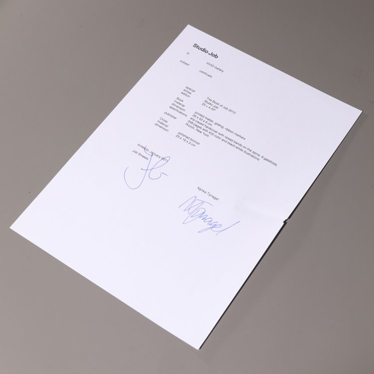 Bild 5 zu Objekt, The Book of JOB, 2010, Studio Job, K-15 268