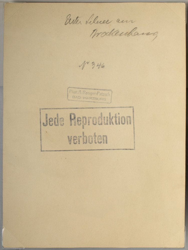 Bild 3 zu Objekt, 'Erster Schnee am Brockenhang', around 1925/26, Albert Renger-Patzsch, K-15 245