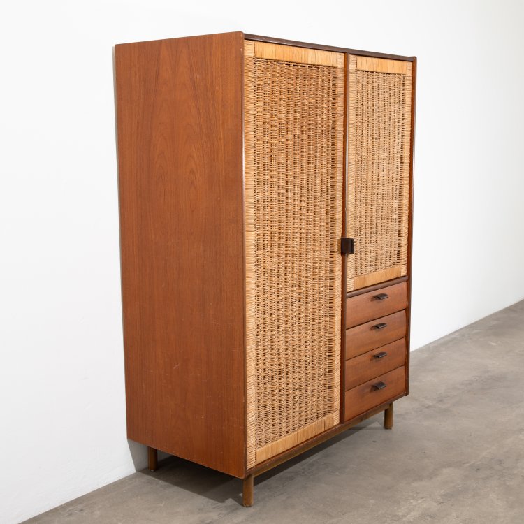 Bild 2 zu Objekt, Wardrobe, Sebastian Muggenthaler, K-15 431
