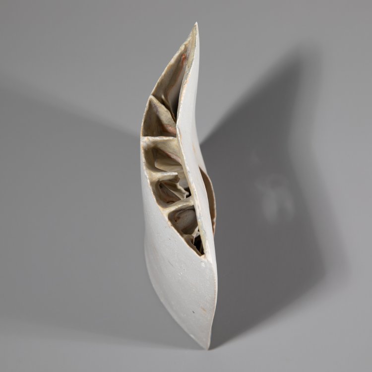 Bild 1 zu Objekt, Flat vase with ribs, Ruth Duckworth, K-15 194