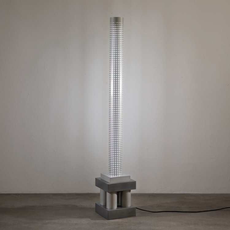 Hauptbild zu Objekt, Stehleuchte Modell Chicago Tribune, Matteo Thun, Bieffeplast, K-15 575