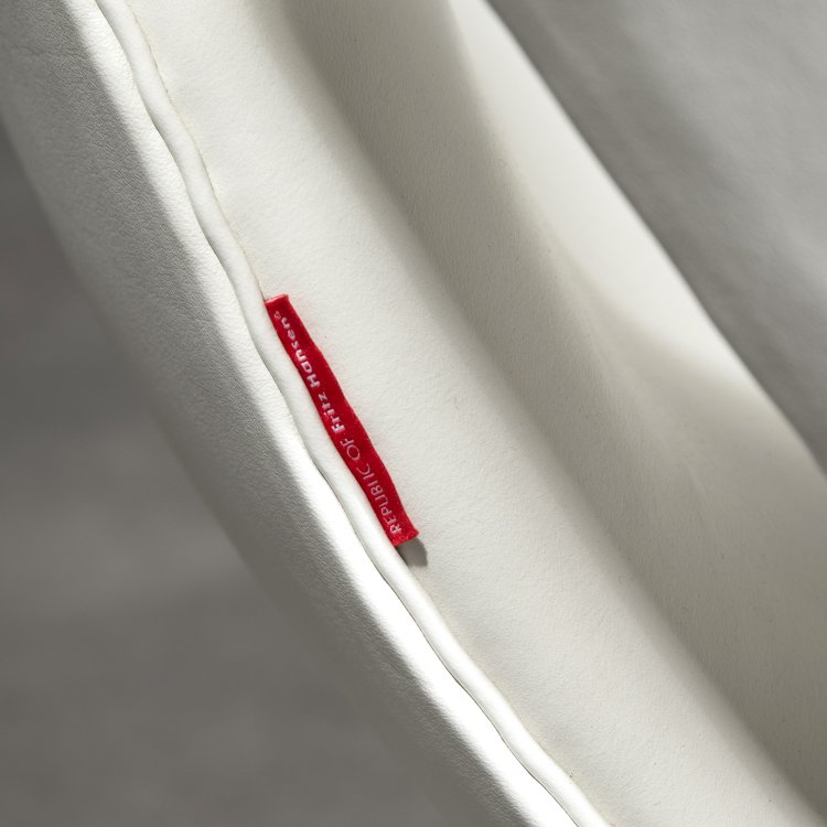 Bild 5 zu Objekt, Jubil&auml;ums Sessel Modell White Swan, 50th Anniversary, Arne Jacobsen, Fritz Hansen, K-15 523