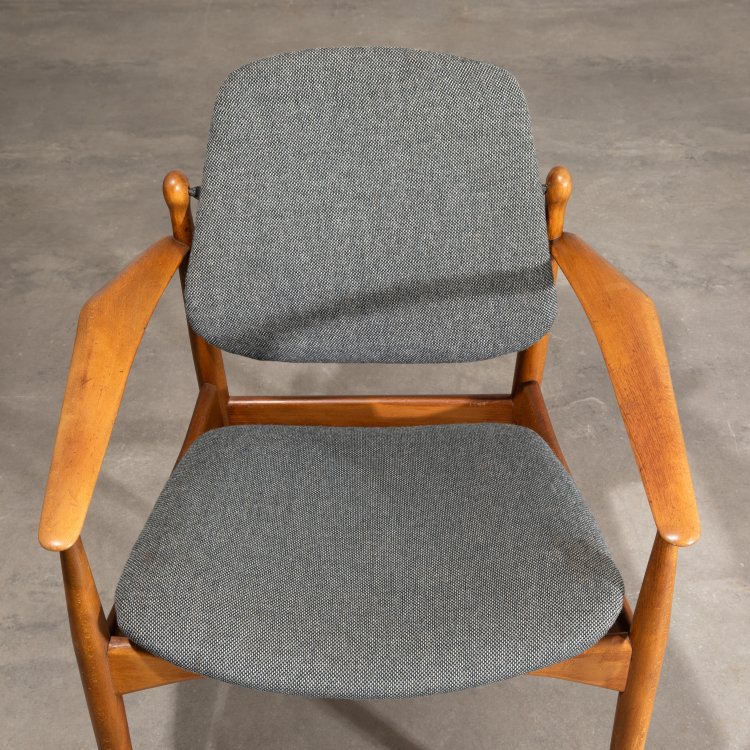 Bild 1 zu Objekt, Armlehnstuhl Modell FD 184, Arne Vodder, France & Daverkosen, K-15 507