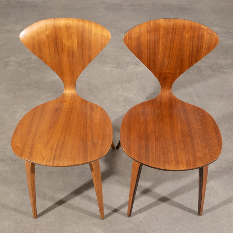 Bild 1 zu Objekt, 2 chairs model Cherner Chair, Norman Cherner, Plycraft, K-15 491