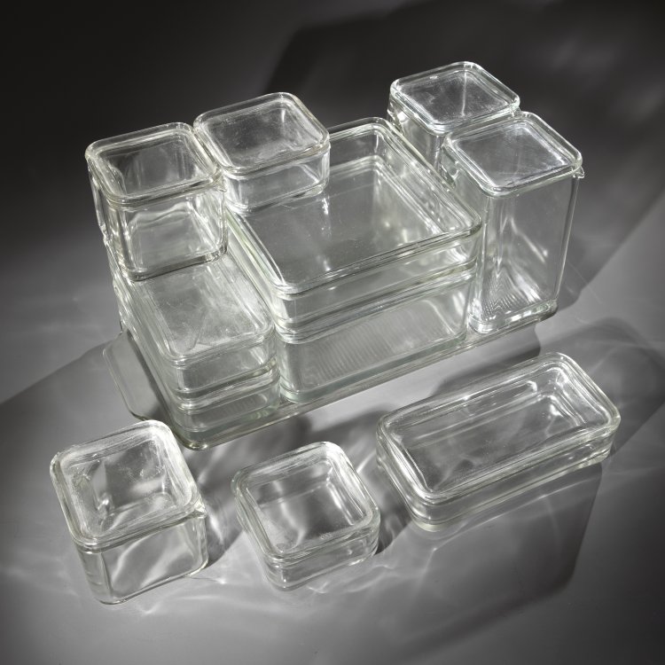 Bild 2 zu Objekt, Seltenes, gro&szlig;es Tablett mit Kubusgeschirr 12 teilig, Wilhelm Wagenfeld, VLG AG, Wei&szlig;wasser, K-15 420