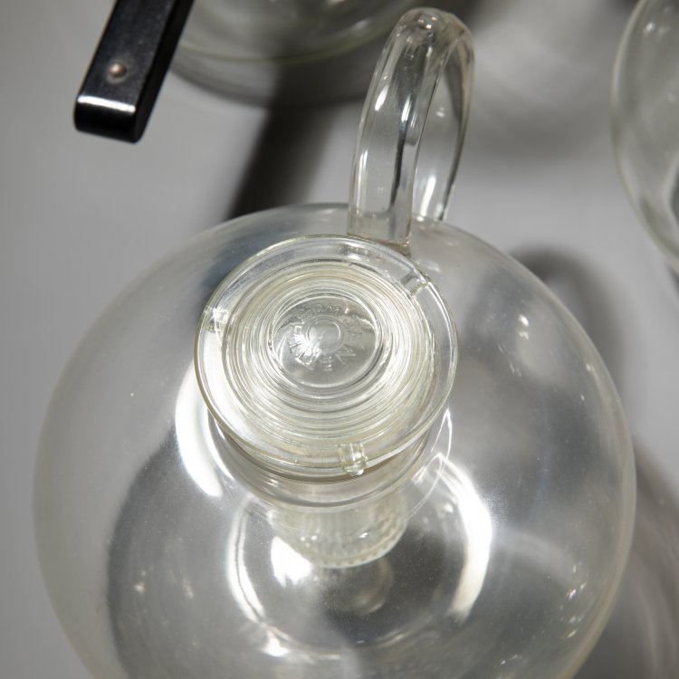 Bild 6 zu Objekt, Konvolut Jenaer Glas Teile plus Tee-Ei, Christian Dell,Gerhard Marcks,Wilhelm Wagenfeld, Jenaer Glaswerke Schott & Gen., K-15 425