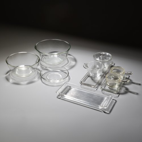 Lot of glass parts from the Vereinigte Lausitzer Glaswerke AG