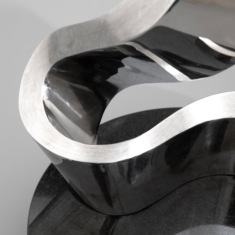 Bild 4 zu Objekt, Skulptur 'Drachen', 1989, K-15 329
