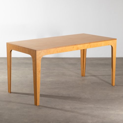 Dining table from the Ply-Chair group