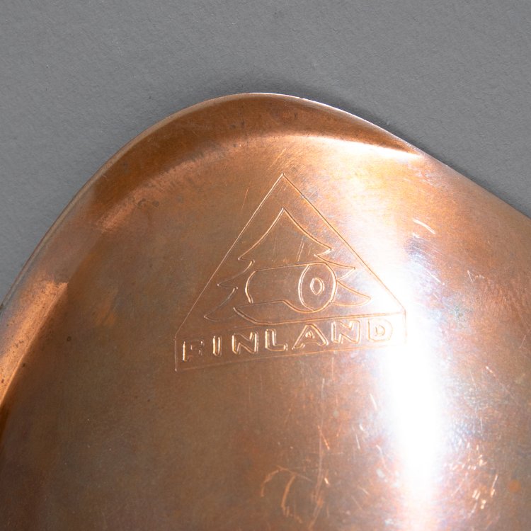 Bild 4 zu Objekt, Blattf&ouml;rmige Schale Modell TW 118, Tapio Wirkkala, Kultakeskus OY, K-15 509