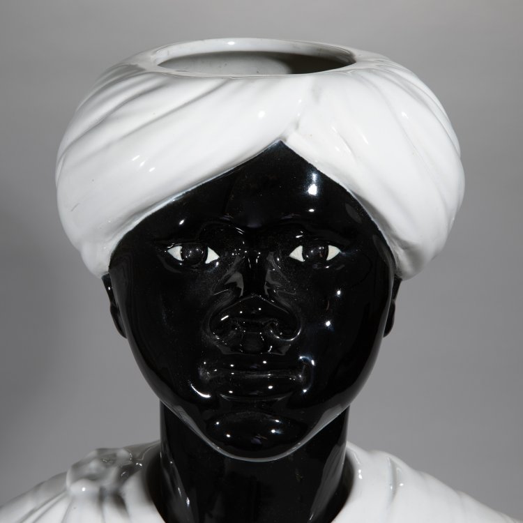 Bild 2 zu Objekt, Gro&szlig;e Vase Modell Busto di Moro, Piero Fornasetti, Fornasetti, K-15 545