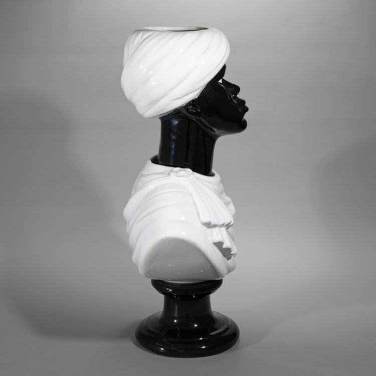 Bild 3 zu Objekt, Gro&szlig;e Vase Modell Busto di Moro, Piero Fornasetti, Fornasetti, K-15 545