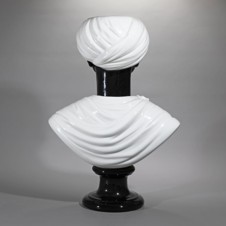 Bild 4 zu Objekt, Gro&szlig;e Vase Modell Busto di Moro, Piero Fornasetti, Fornasetti, K-15 545