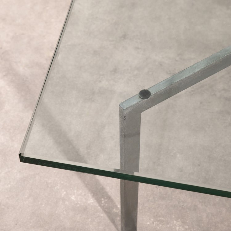 Bild 2 zu Objekt, Beistelltisch / Sofatisch Modell Barcelona, Ludwig Mies van der Rohe, Knoll International, K-15 418