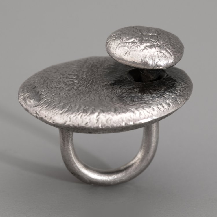Hauptbild zu Objekt, Ring, Friedrich und Herta Gebhart, K-15 59