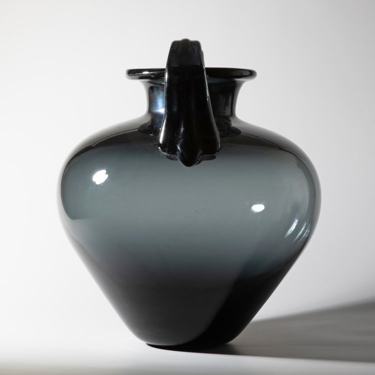 Bild 3 zu Objekt, Seltene, gro&szlig;e Bodenvase Modell Berlin, Wilhelm Wagenfeld, VLG AG, Wei&szlig;wasser, K-15 423