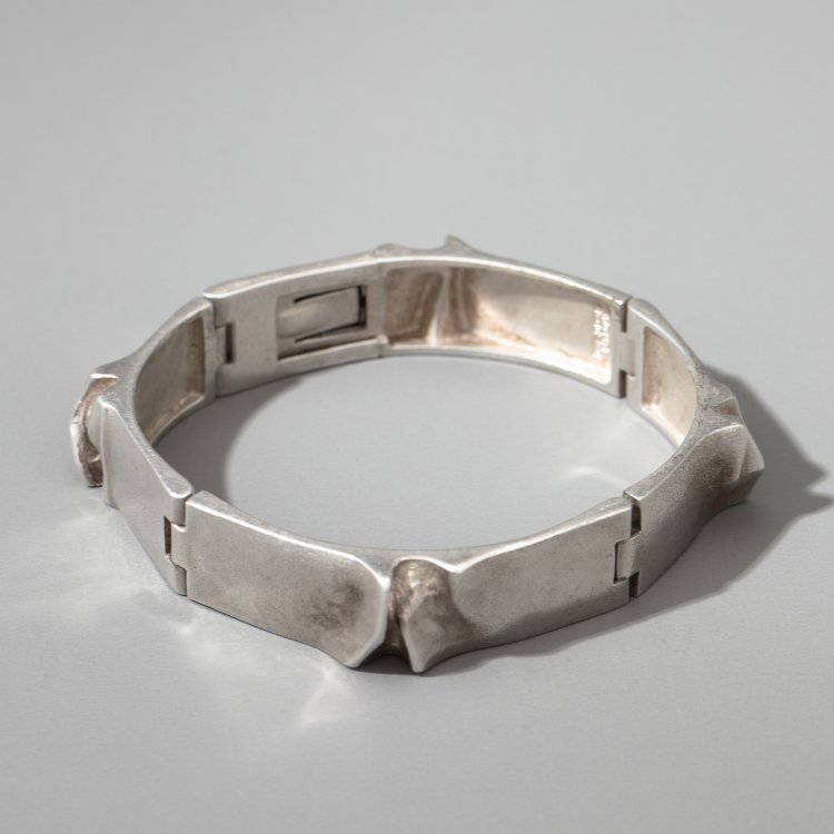 Bild 5 zu Objekt, Armband 'Ceres' und Ring 'Microns', 1970er Jahre, Bj&ouml;rn Weckstr&ouml;m, K-15 55