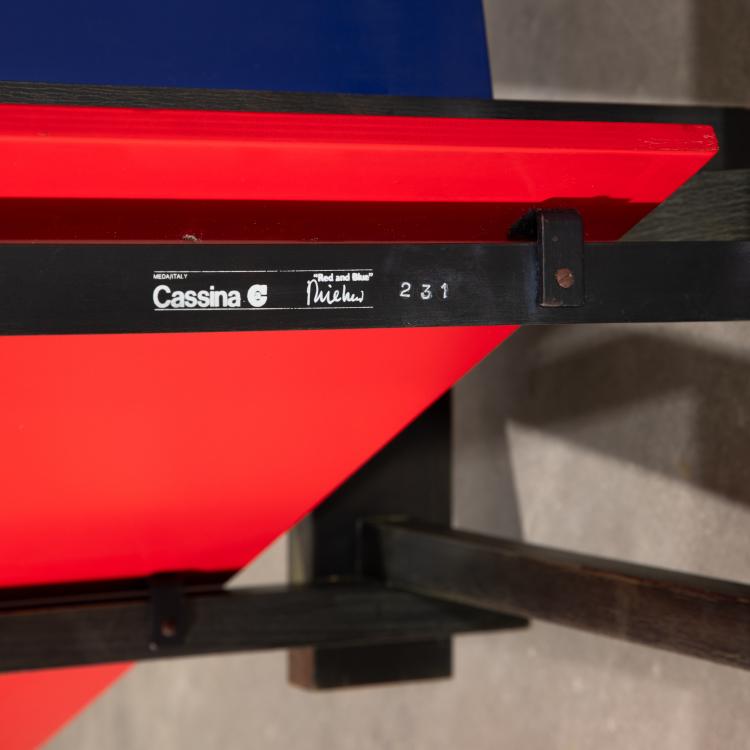 Bild 4 zu Objekt, Armchair Model Red and Blue Chair, Nr. 231, Gerrit Rietveld, Cassina, K-15 457