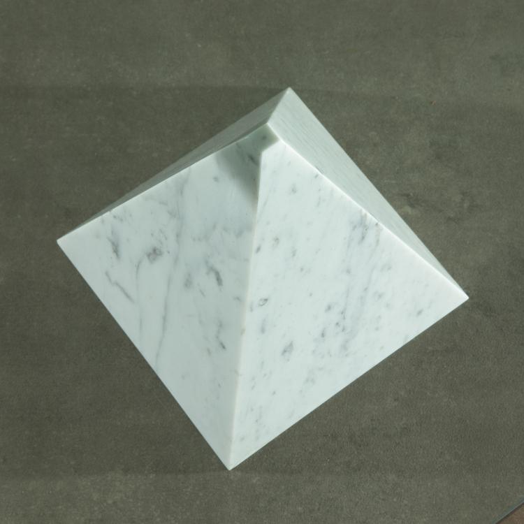 Bild 4 zu Objekt, Couchtisch Modell Metafora, Lella Vignelli,Massimo Vignelli, Casigliani, K-15 548