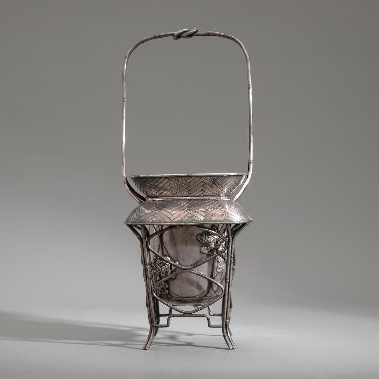 Bild 2 zu Objekt, Ikebana Vase aus Silber, K-16A 16