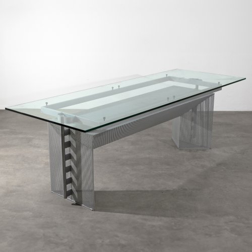 Dining table model Tesi
