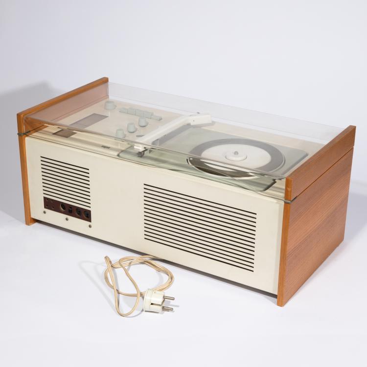 Bild 5 zu Objekt, Phonosuper SK 61 (RC41) / Snow White's Coffin, Hans Gugelot,Dieter Rams, Braun, K-15O 10