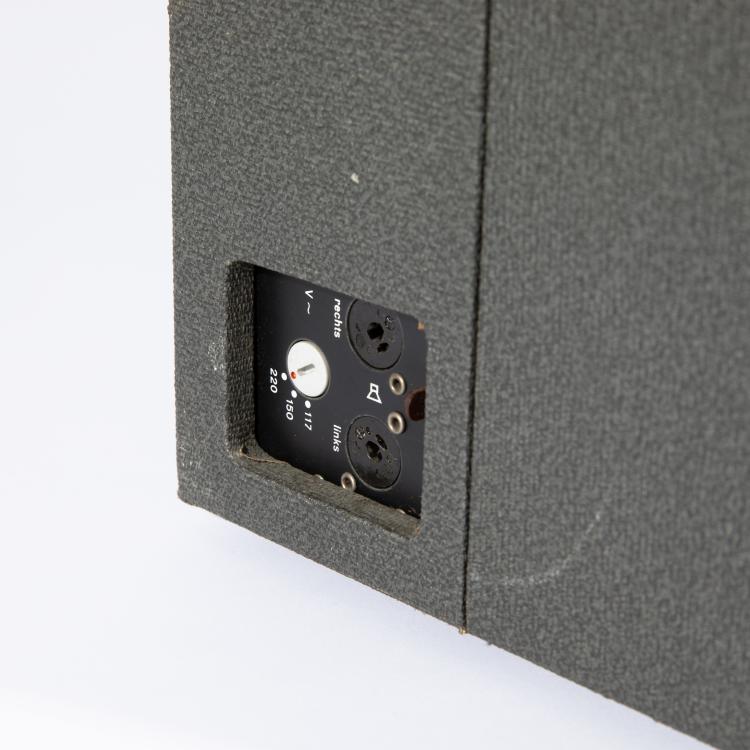 Bild 2 zu Objekt, Tragbarer Plattenspieler / Phonokoffer PCV 4, Dieter Rams, Braun, K-15O 11