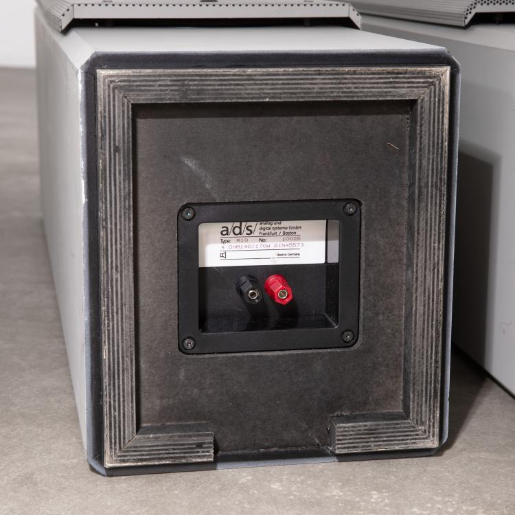 Bild 9 zu Objekt, 2  x Speaker / Standmonitor M 10 ads, Braun, K-15O 75