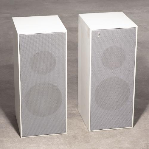 2 x Display Speakers L 40