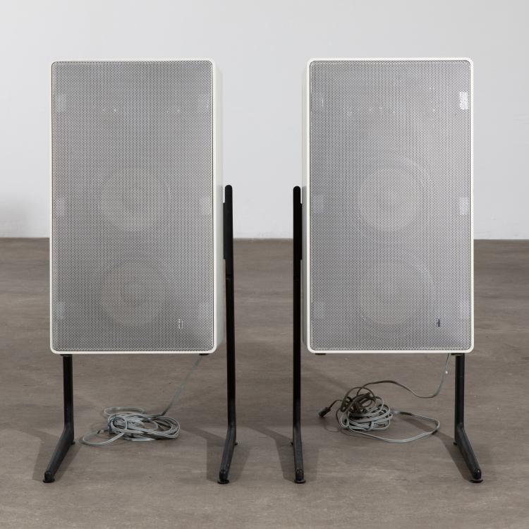 Bild 1 zu Objekt, 2 x Studiolautsprecher L 710/1 + Beine FL 80, Dieter Rams, Braun, K-15O 50