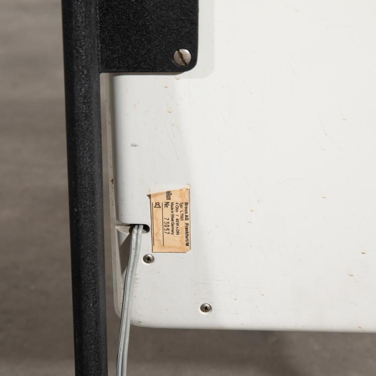 Bild 5 zu Objekt, 2 x Studiolautsprecher L 710/1 + Beine FL 80, Dieter Rams, Braun, K-15O 50