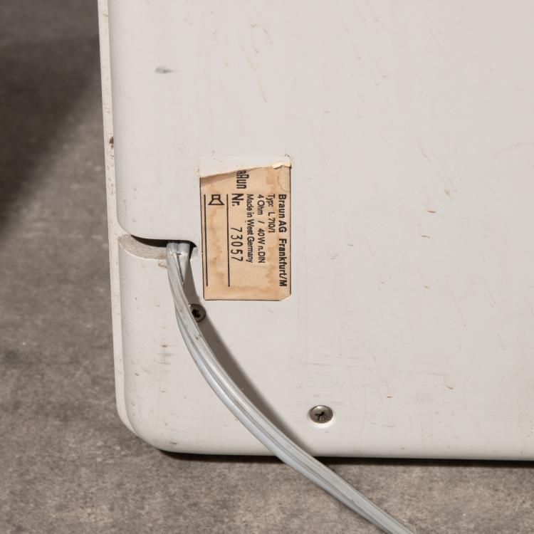 Bild 6 zu Objekt, 2 x Studiolautsprecher L 710/1 + Beine FL 80, Dieter Rams, Braun, K-15O 50