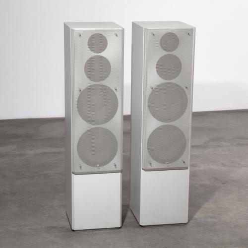2 x floorstanding speakers LS 150