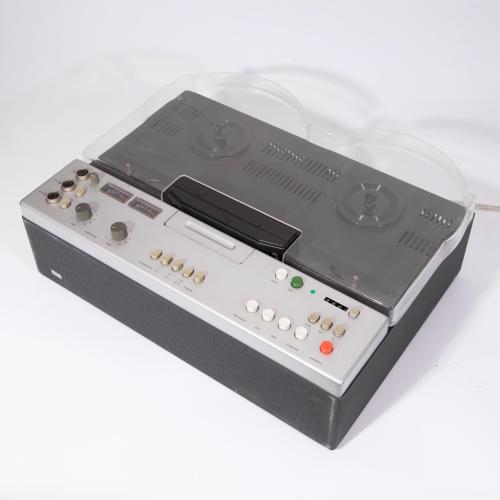 Tape recorder TG 1000/4