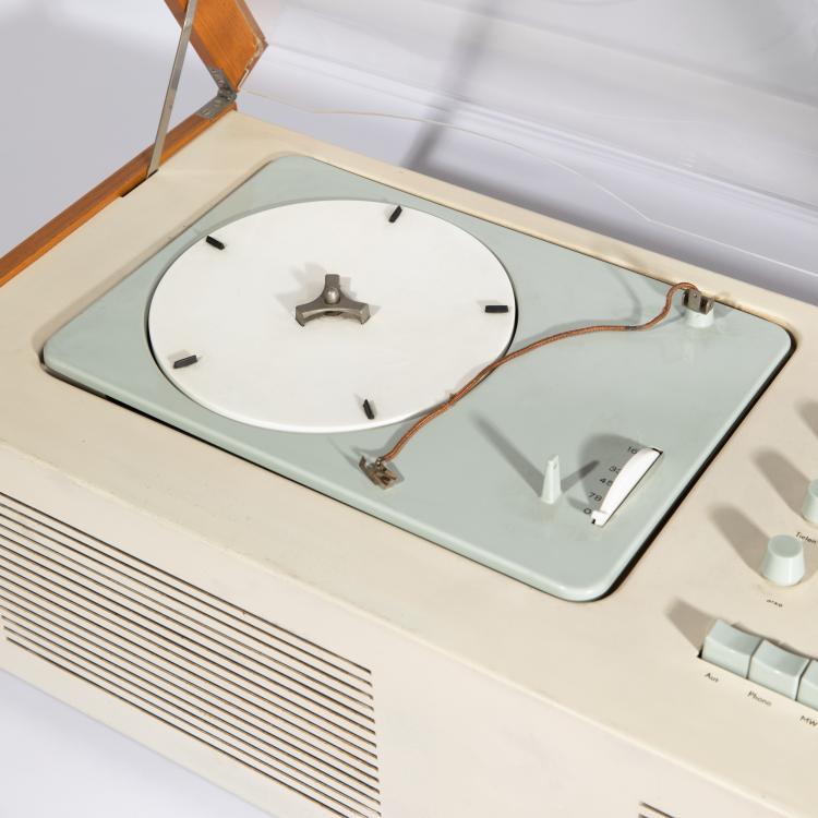 Bild 1 zu Objekt, Phonosuper SK 4/2 / Snow White Coffin, Hans Gugelot,Dieter Rams, Braun, K-15O 4