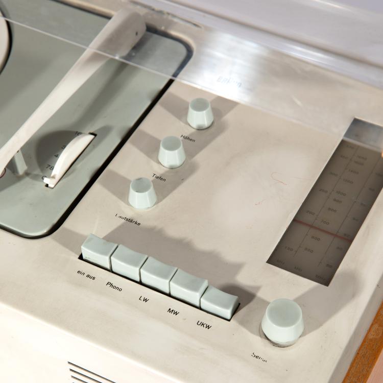 Bild 2 zu Objekt, Phonosuper SK 5 / Schneewitchensarg, Hans Gugelot,Dieter Rams, Braun, K-16B 569