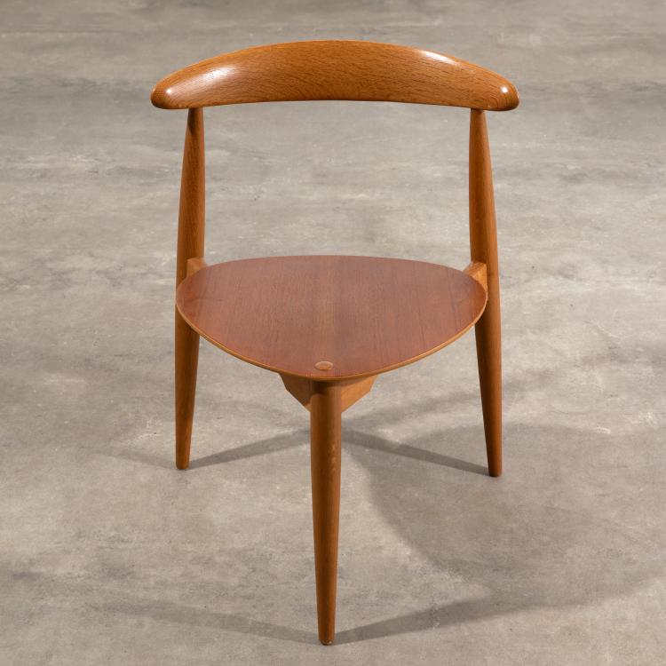 Bild 2 zu Objekt, 6 St&uuml;hle Modell Hjertestole / Herzst&uuml;hle 4103, Hans J. Wegner, Fritz Hansen, K-16B 678