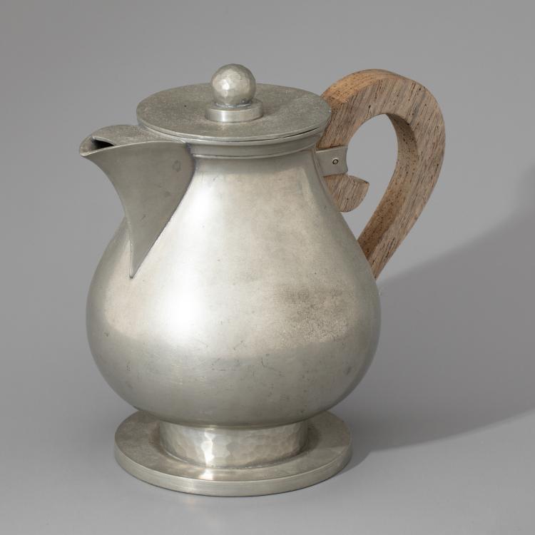 Bild 2 zu Objekt, Dreiteilges Kaffeeservice, um 1930, Jean Despr&eacute;s, Despres, Jean, Avallon, K-16A 150