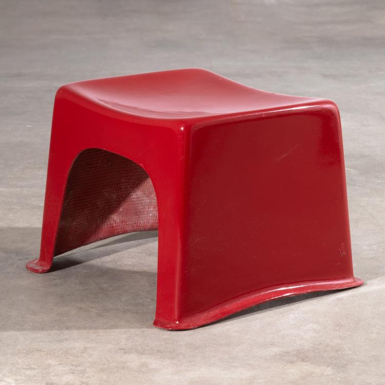 Bild 2 zu Objekt, Hocker aus der Kinderkollektion, G&uuml;nter Beltzig, Br&uuml;der Beltzig Design, K-16B 596