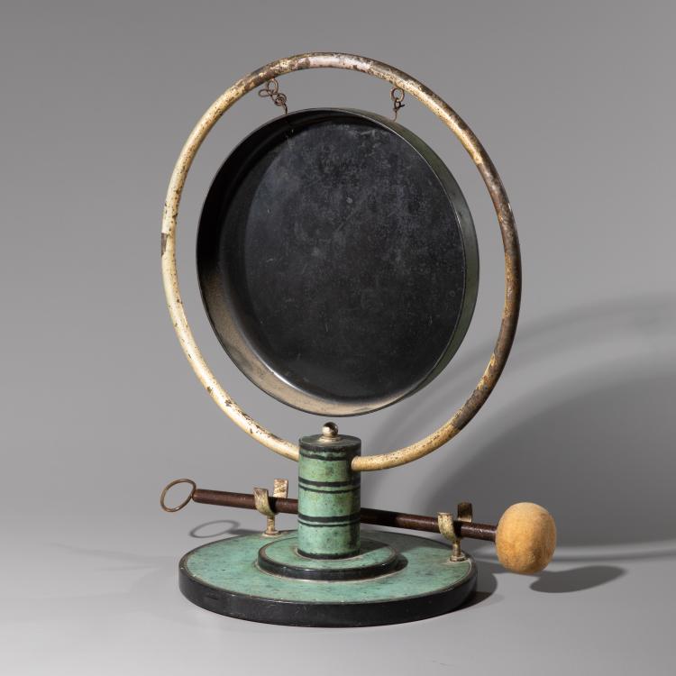 Bild 3 zu Objekt, 'Ikora' table gong with drumstick, Paul Haustein, WMF, Geislingen, K-16A 83