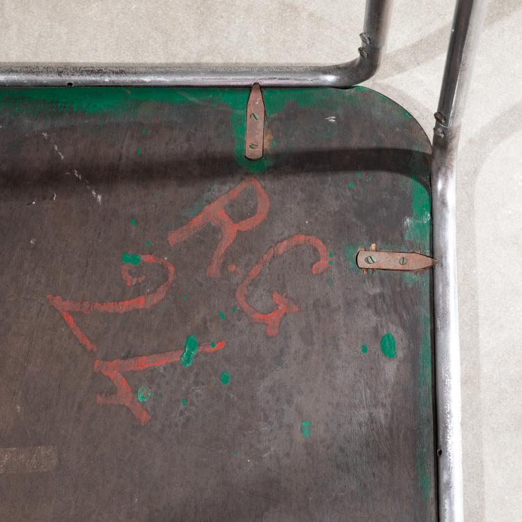 Bild 4 zu Objekt, Schlaufentisch Modell B 10, Sonderh&ouml;he, Marcel Breuer, Standard M&ouml;bel / Thonet, K-16B 551