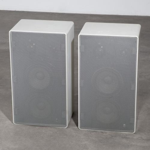 2 x studio speakers L 710/1