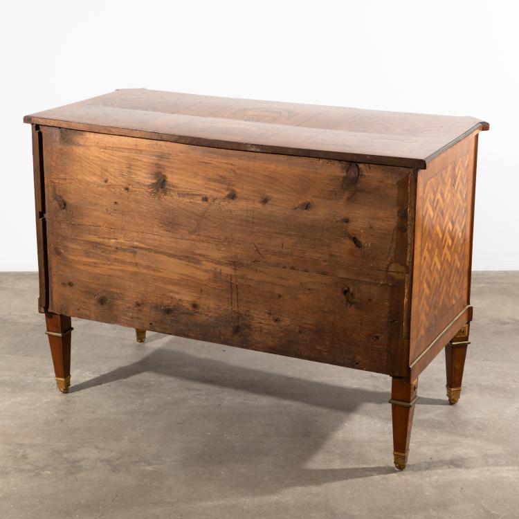 Bild 5 zu Objekt, Klassizistische Kommode, K-16A 32