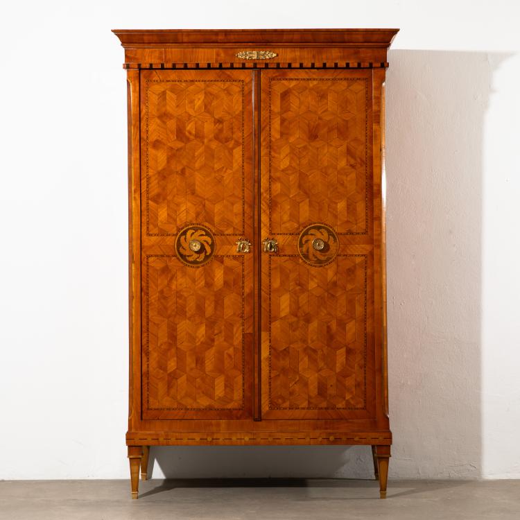 Bild 1 zu Objekt, Klassizistischer Schrank, wohl Rheinland, K-16A 27