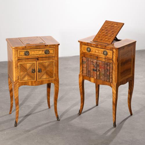Zwei 'Table en chiffonière' im Transitional Stil