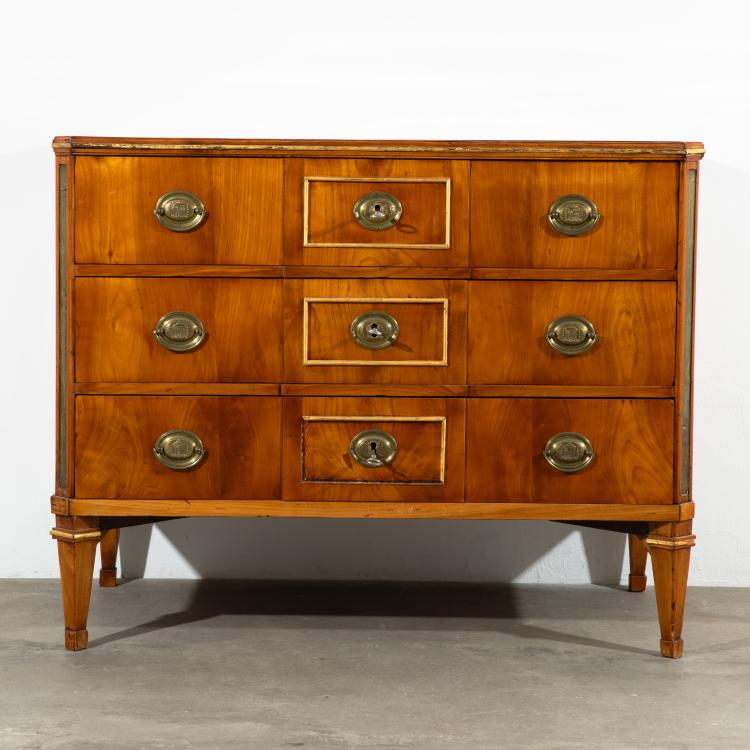 Bild 1 zu Objekt, Klassizistische Kommode, K-16A 24