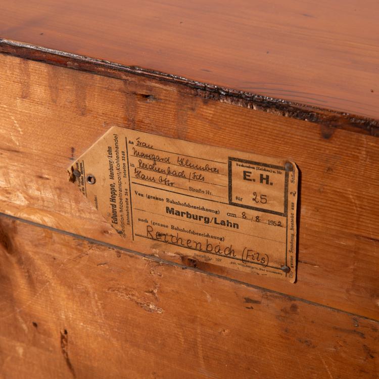 Bild 5 zu Objekt, Klassizistische Kommode, K-16A 24