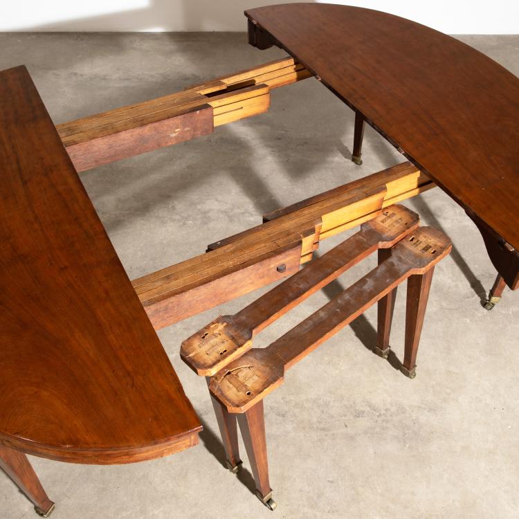 Bild 3 zu Objekt, Gro&szlig;er Empire Esstisch, K-16A 40