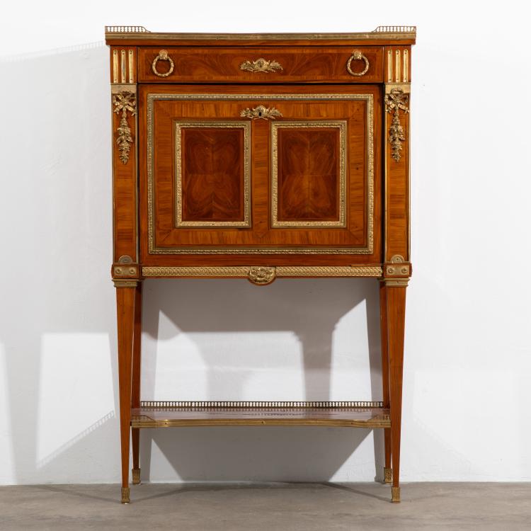 Bild 1 zu Objekt, Small ladies' secretary in Louis XVI style, K-16A 61