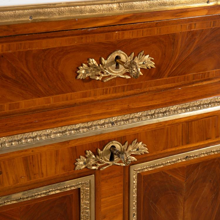 Bild 2 zu Objekt, Small ladies' secretary in Louis XVI style, K-16A 61